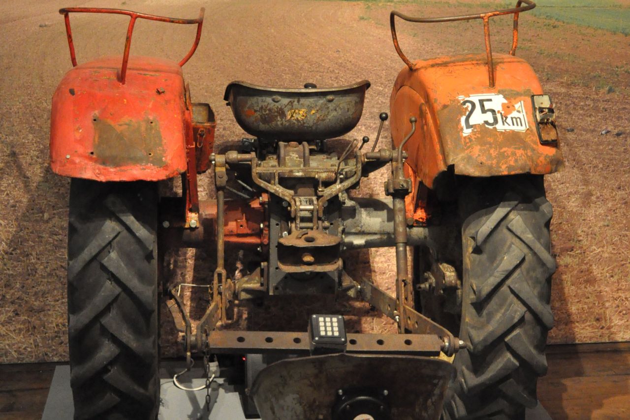 Der Einsatz von Traktoren veränderte die Landwirtschaft grundlegend.